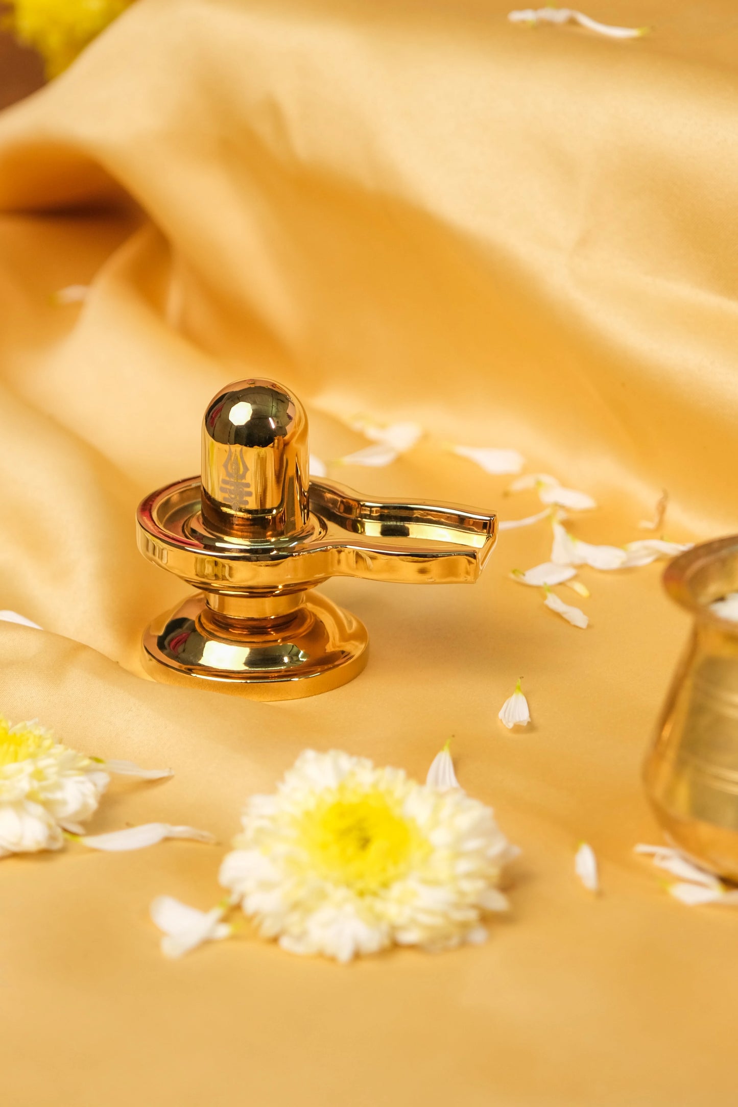 Crafted 100 % Brass Metal Shivling